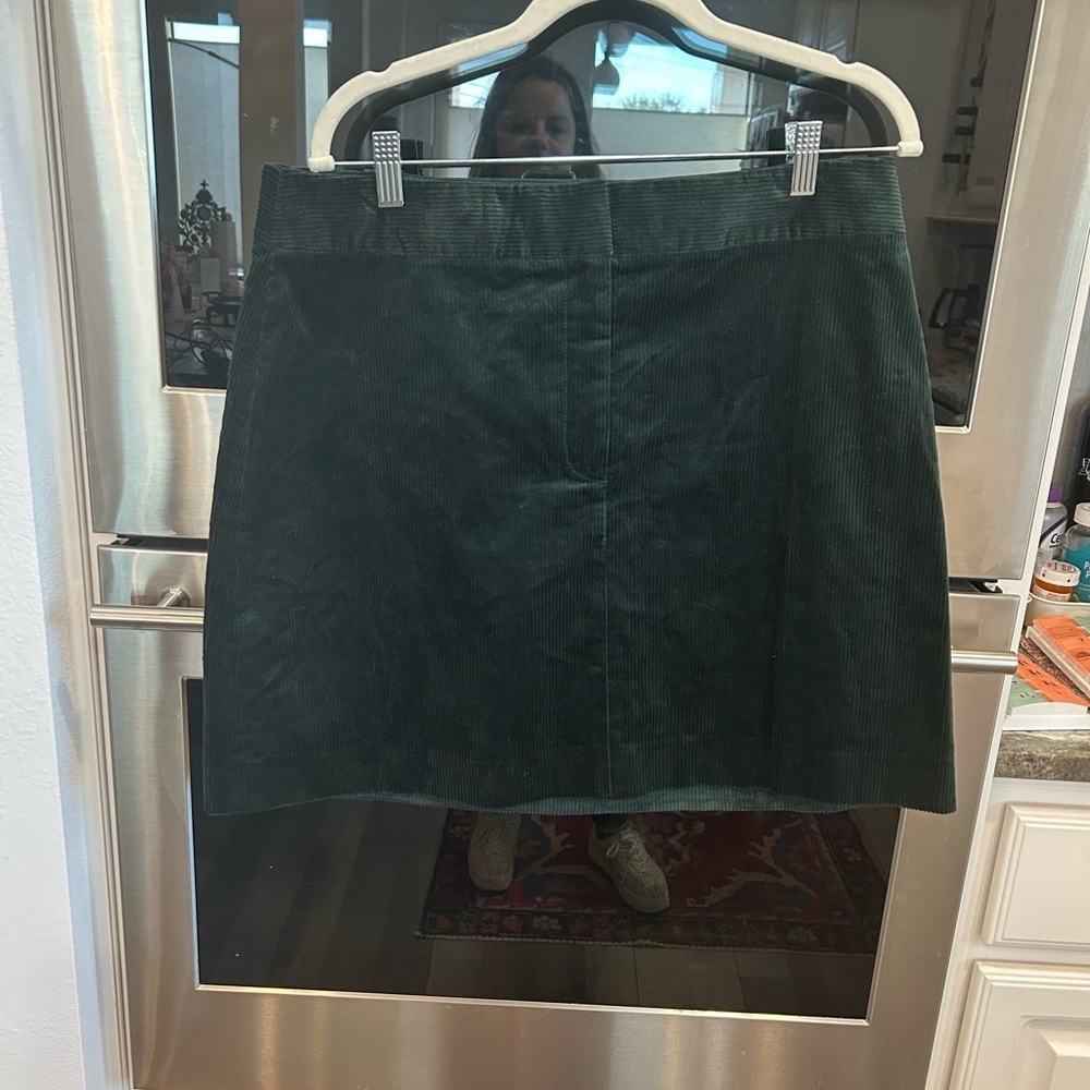 Kate Spade Deep Green velvety Corduroy Mini Skirt size 14 EUC